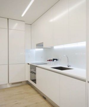 现代时尚厨房白色橱柜装修设计效果图片