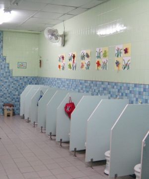 幼儿园室内卫生间隔断装修效果图片大全