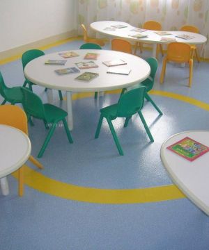 简单幼儿园教室地面装修效果图片 