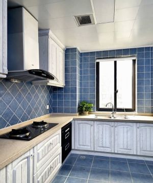 厨房蓝色墙砖墙面装修效果图片