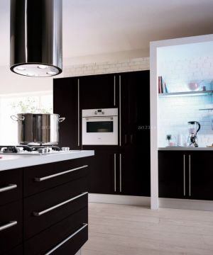 现代家装厨房灶台设计效果图