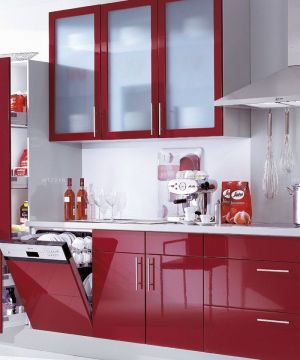 小厨房红色橱柜装修效果图片