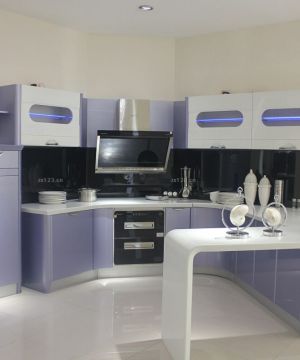 最新厨房橱柜颜色装修效果图