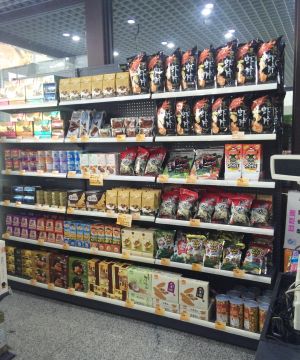 最新超市货架陈列设计图片大全