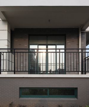 锌钢阳台设计护栏图