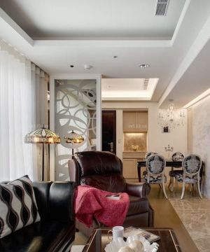 新古典欧式风格客厅沙发颜色搭配