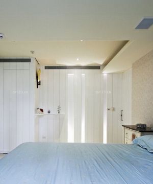 卧室装修设计 白色墙面装修效果图片