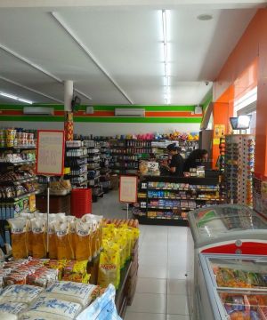 40-50平米超市玄关装修效果图片