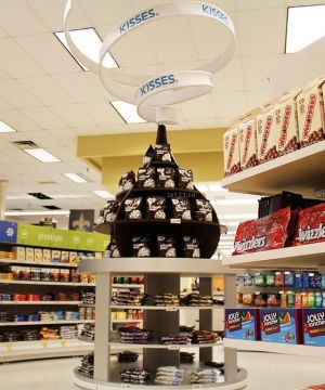 超市集成吊顶装饰设计图片