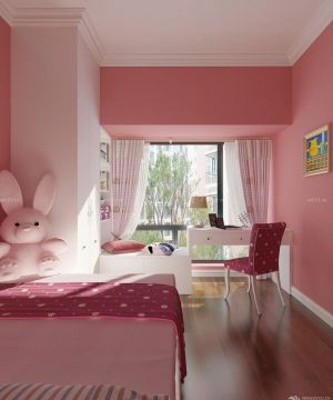 交换空间小户型卧室粉色墙面装修效果图片