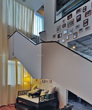 小型办公室室内楼梯装潢效果图片欣赏
