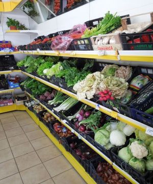 蔬果超市装修货架效果图片