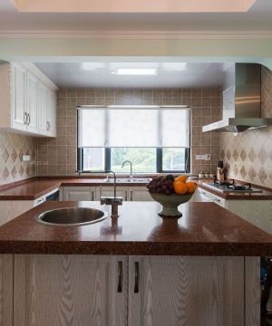 美式110平方房子厨房装修效果图片