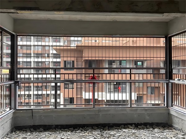 家庭封阳台的方法