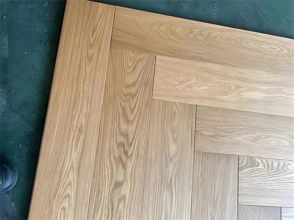 地板选实木还是多层实木 地板选实木还是多层实木