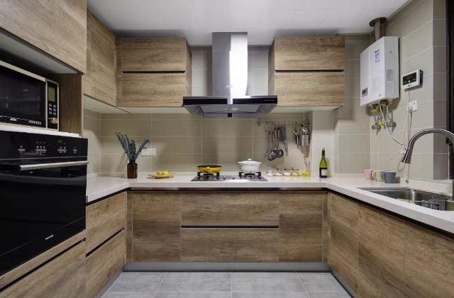 橱柜用什么门板比较好?门板多少钱?