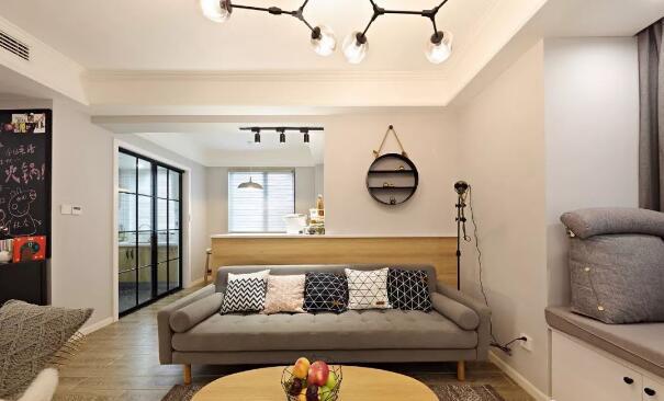 小户型提高利用变出大空间,89平木色北欧风装修