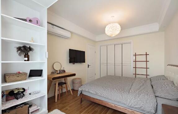 小户型提高利用变出大空间,89平木色北欧风装修