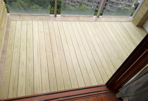 飘窗材料防腐木多少钱一平?防腐木有什么优点?