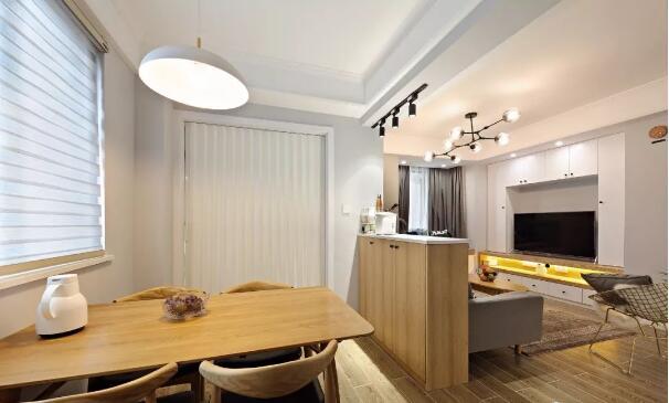 小户型提高利用变出大空间,89平木色北欧风装修