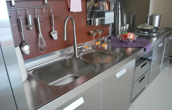 不锈钢橱柜的优点