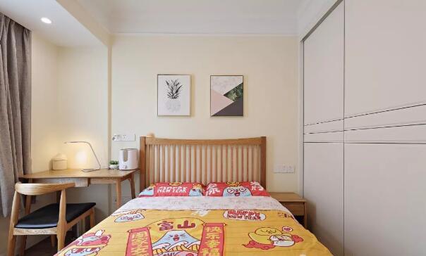 小户型提高利用变出大空间,89平木色北欧风装修