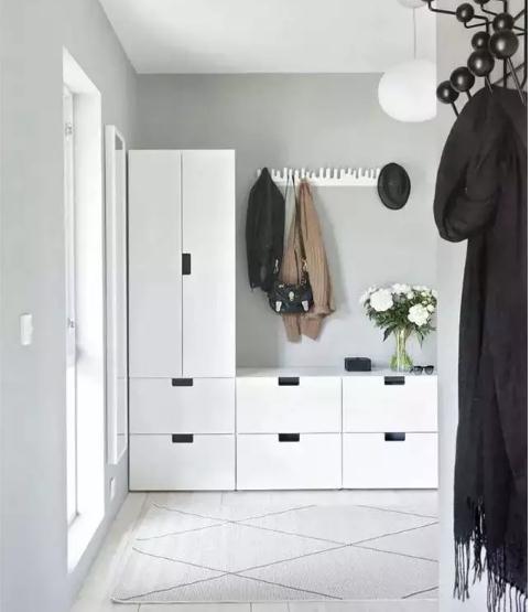 玄关鞋柜该如何挑选?实用颜值一个不能少