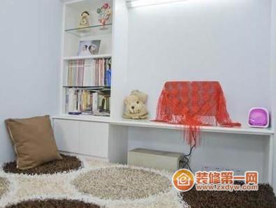 没钱也能扮美家 工薪族省钱装修40平小户型
