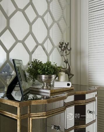 110平米三室两厅设计案例美式风格的10万装修效果图