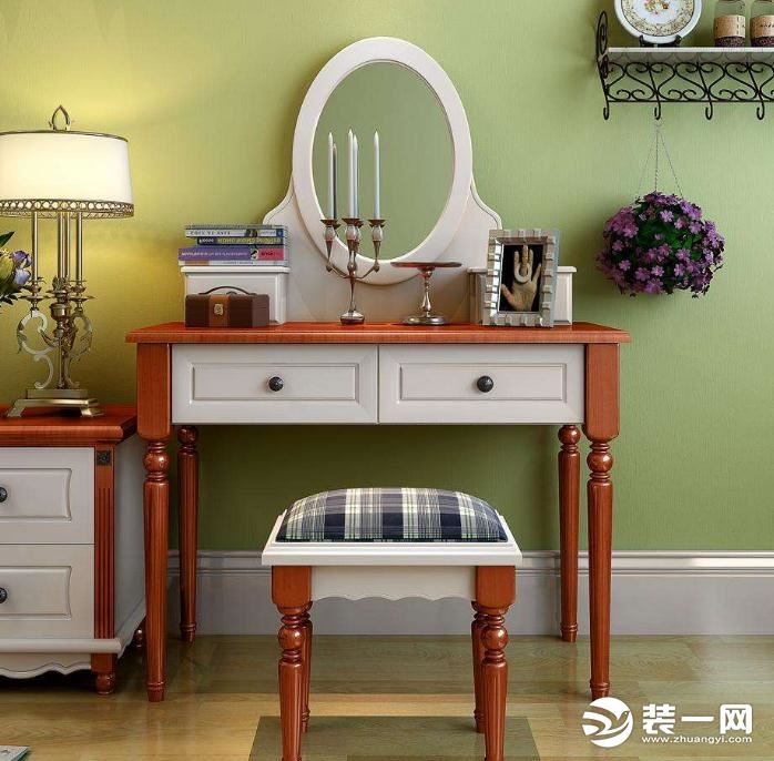 梳妆台镜子效果图