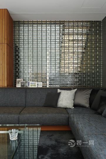 装修网分享国外装修设计案例385㎡日本广岛住宅