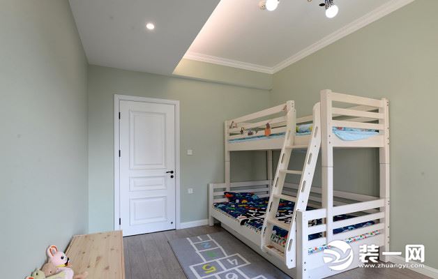 北欧风格儿童房装修