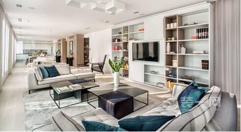 装修网国外装修设计欣赏案例保加利亚360°阁楼私人住宅