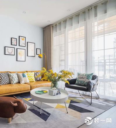 儿童房阳台改书房太清爽 简约风格装修充满青春活力