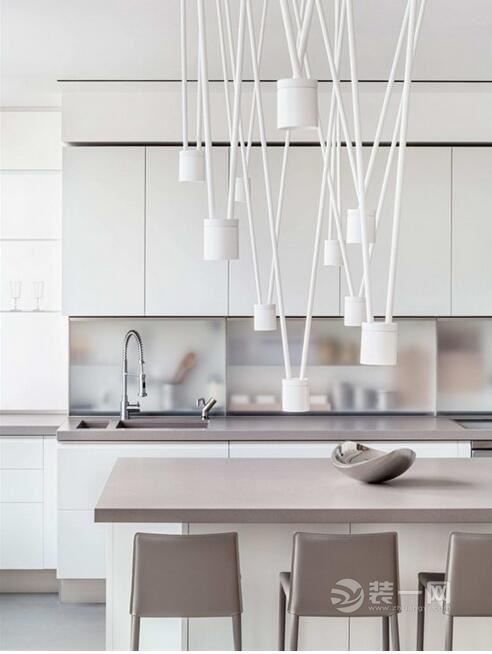 装修网国外装修设计欣赏案例保加利亚360°阁楼私人住宅