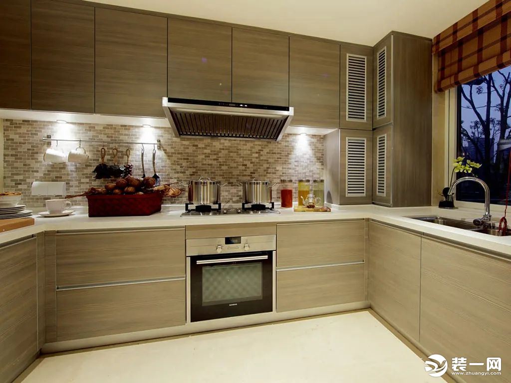 厨房布置效果图