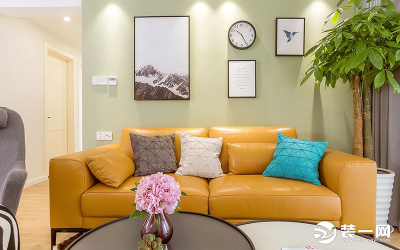 清爽基础色调营造活力欢乐家 115㎡北欧风格三居室