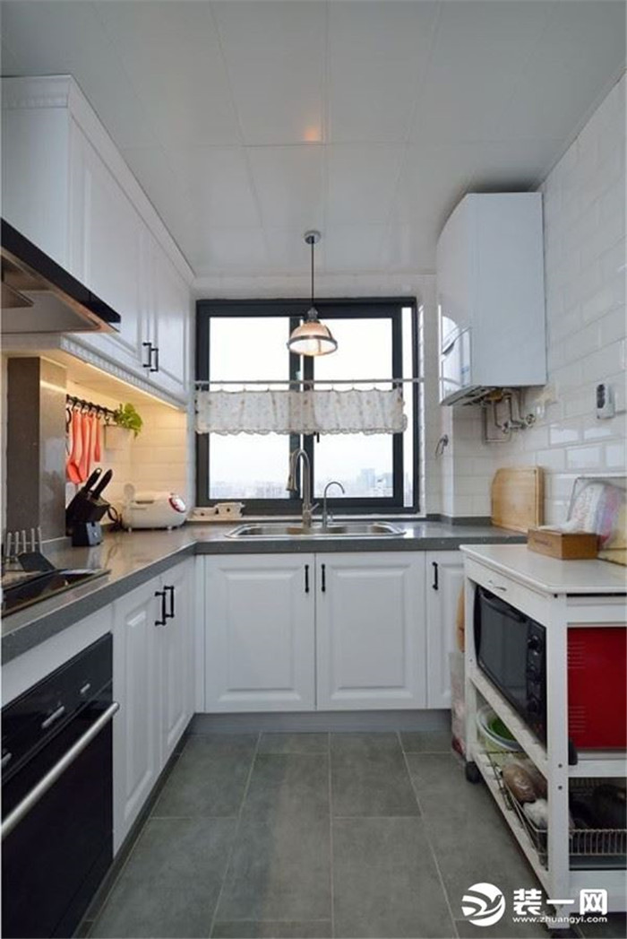 三房两厅两卫装修图美式风格厨房 三房两厅两卫装修图美式风格厨房