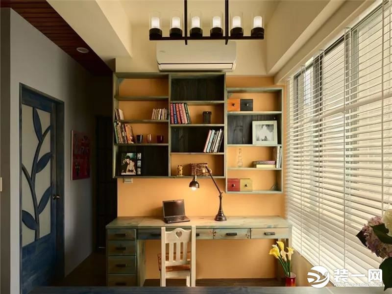 90平两室两厅装修图田园风格装修书房