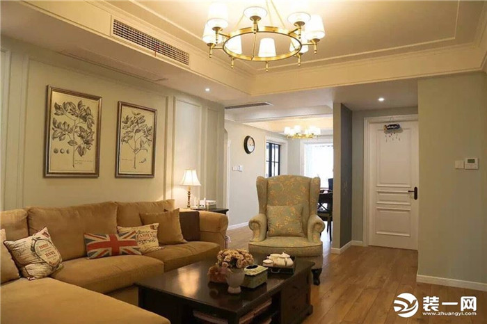 三房两厅两卫装修图美式风格客厅 三房两厅两卫装修图美式风格客厅