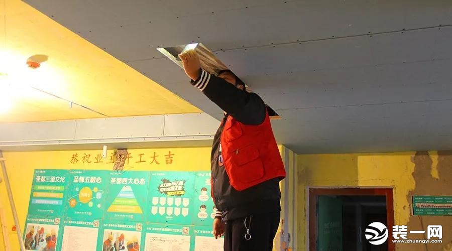 武汉圣都装饰工地大巡查