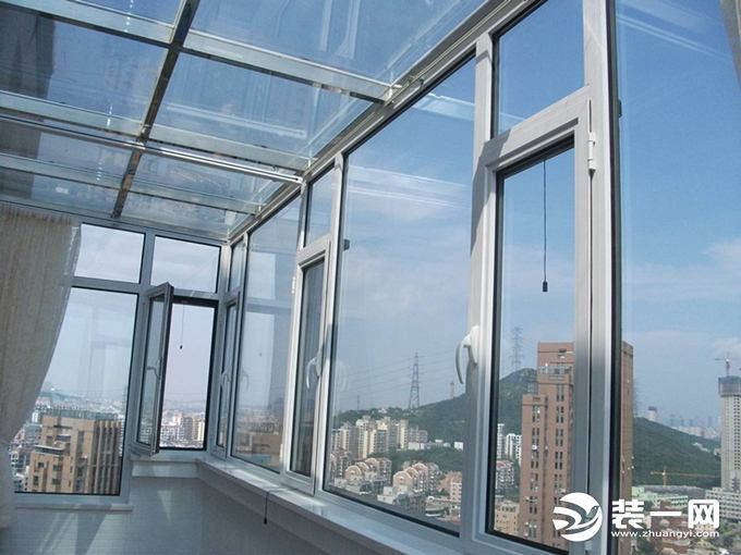 武汉封阳台多少钱一平米?封阳台价格不一原因有啥?