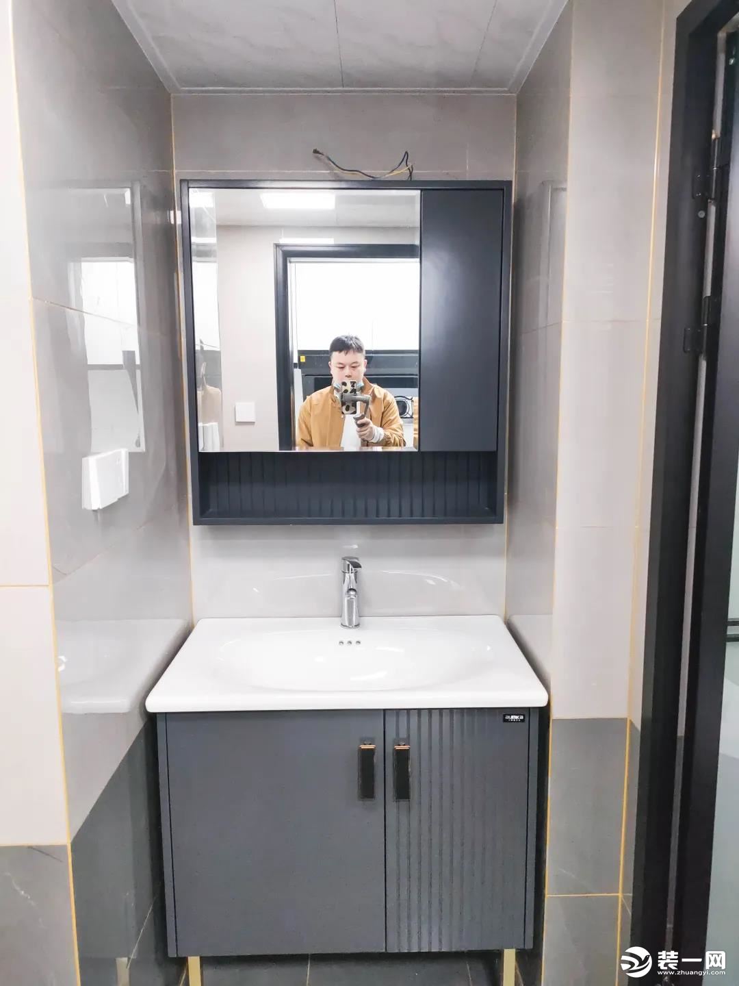 85平两室一厅装修设计图