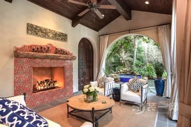 LadyGaga豪华别墅装修曝光内部装饰奢华而复古