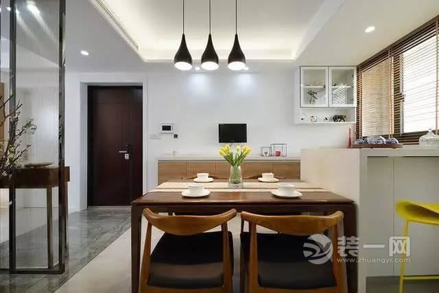 昆明万宏国际160平四居室装修案例20万现代简约风