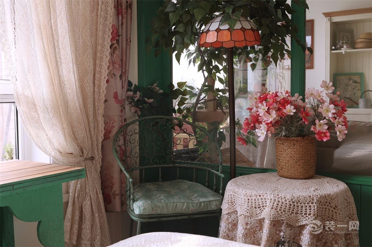 她把78㎡的家装成了“咖啡馆”属于一个人的浪漫