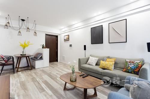 昆明装修公司荐74平北欧两居室 不用装饰用线条点缀