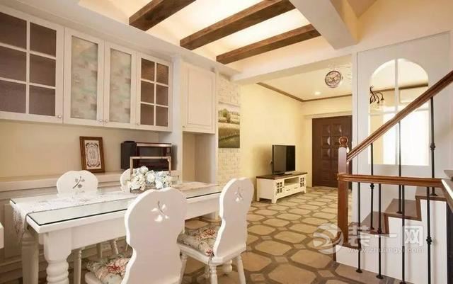 238平米美式复式装修设计实景图 238平米美式复式装修设计实景图