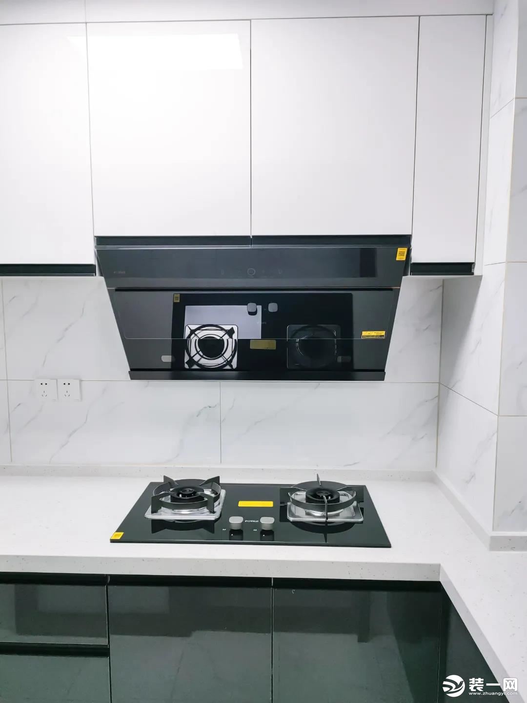 85平两室一厅装修设计图