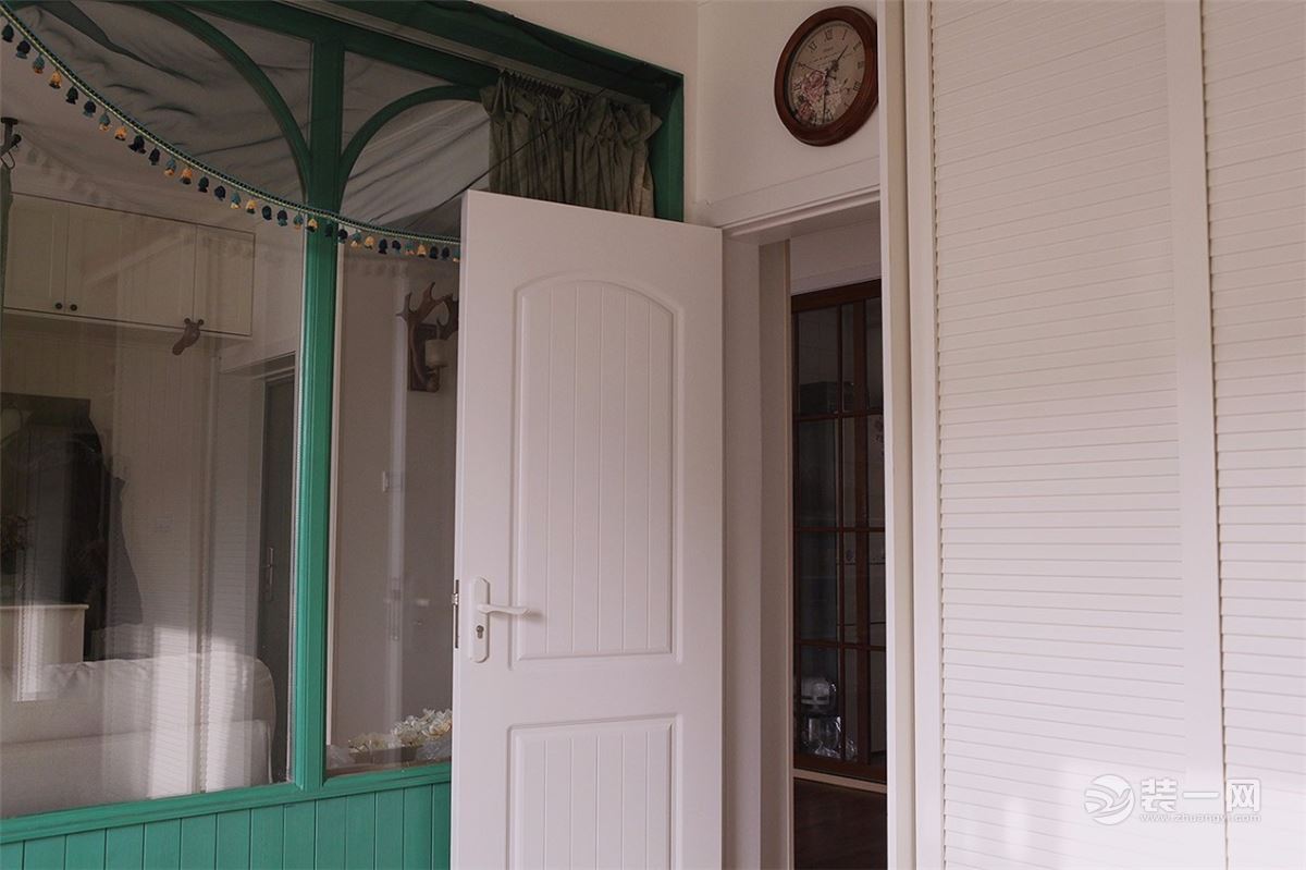 她把78㎡的家装成了“咖啡馆”属于一个人的浪漫